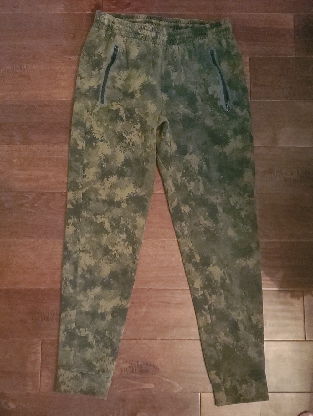 Old Navy active 4 Way Stretch Olive Green Camo Jogger Pants Size Small